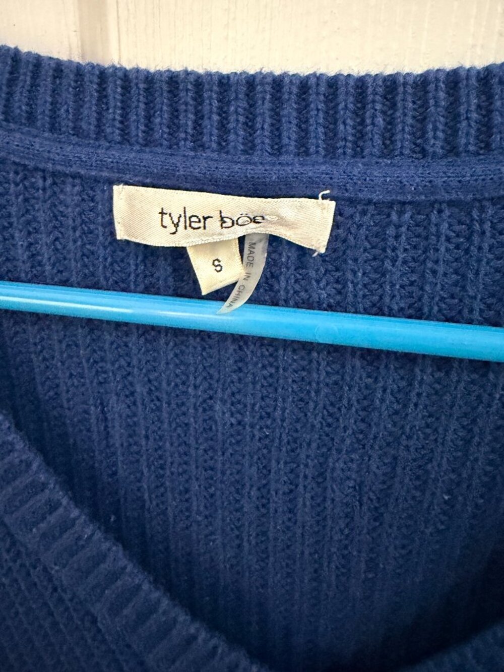 Sweater - Picture 2 of 2